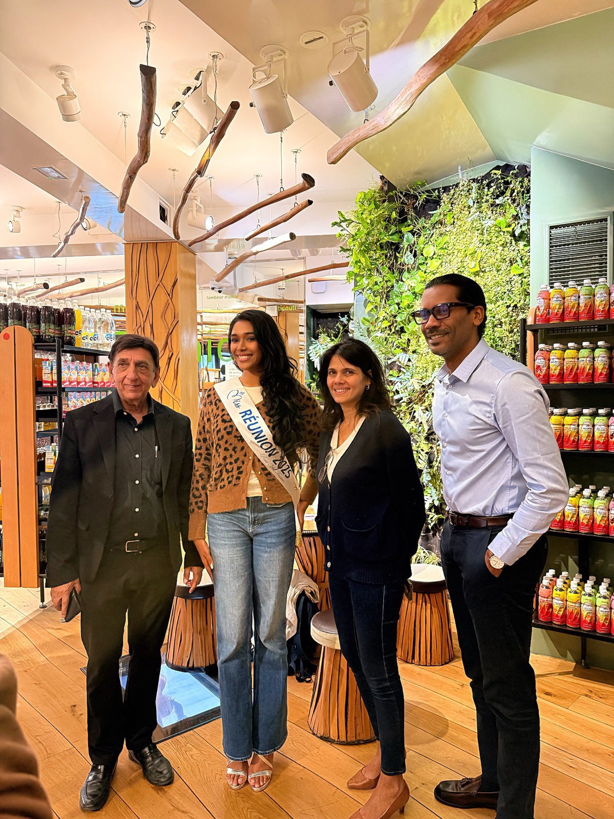 Visite de Miss Réunion à Nout Kaz